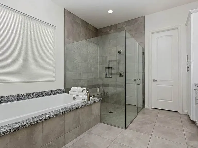 50888 Cereza — Photo 13