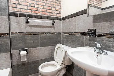 Rented by Batra Group Inc