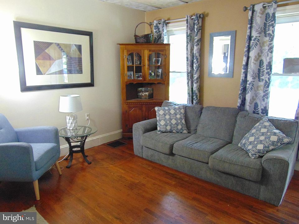 6 Woodland Ave, Coatesville, PA 19320 Zillow