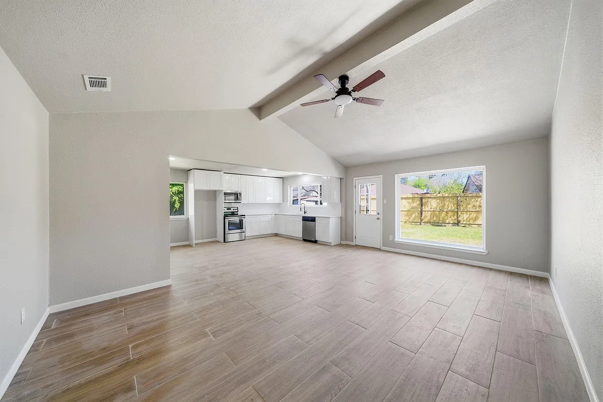 Building Photo - 7530 Millbrae Ln