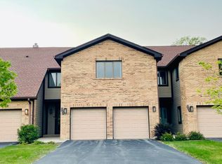 1797 Monterey Ct, Hoffman Estates, IL 60169