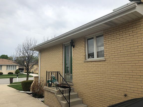 3rd image of 8049 Nordica Ave