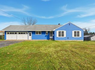 565 Williams St, Pittsfield, MA 01201