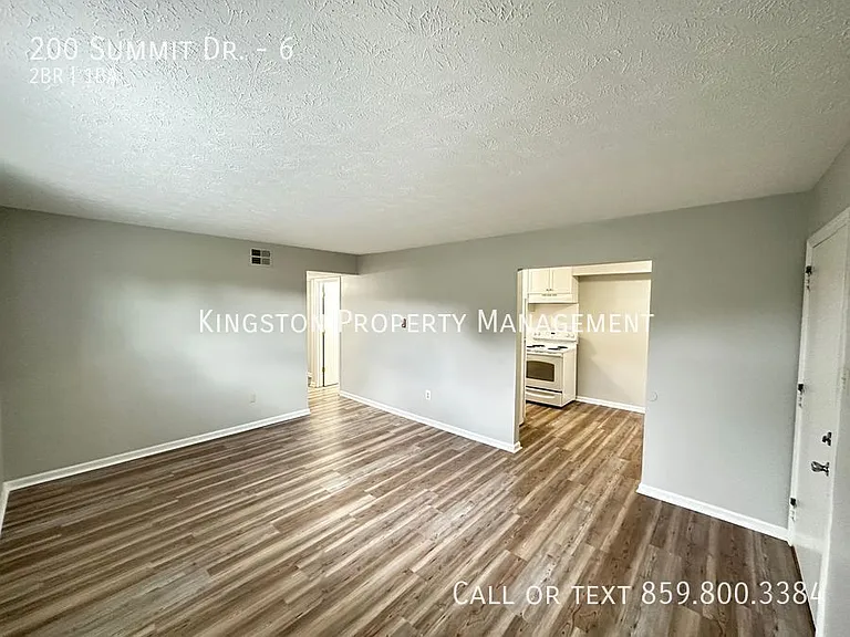 200 Summit Dr #6 — Photo 1