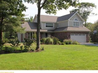 58 Hunts Point Rd, Cape Elizabeth, ME 04107