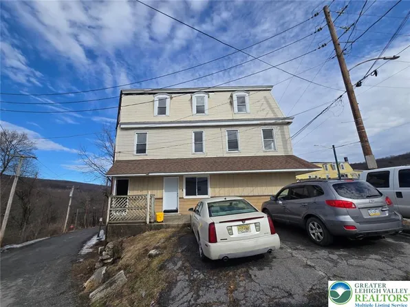 149 W Ridge St, Lansford, PA