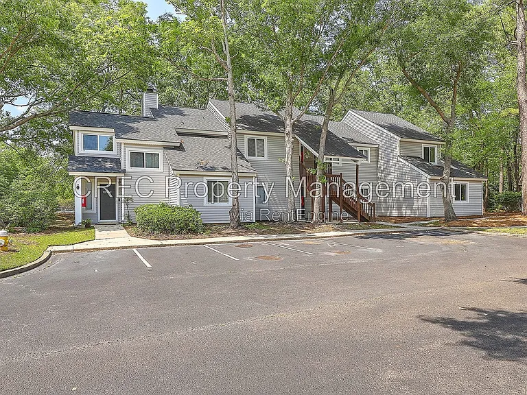 7 Rudwick Cir — Photo 1