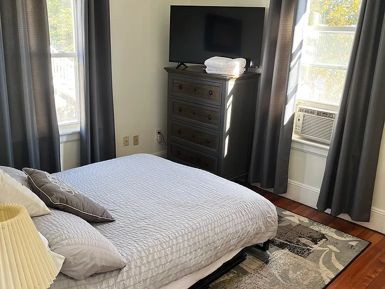 90 Greenwood St #2 — Photo 10