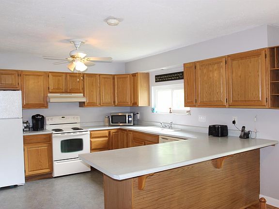 5th image of 8199 Moubray Dr