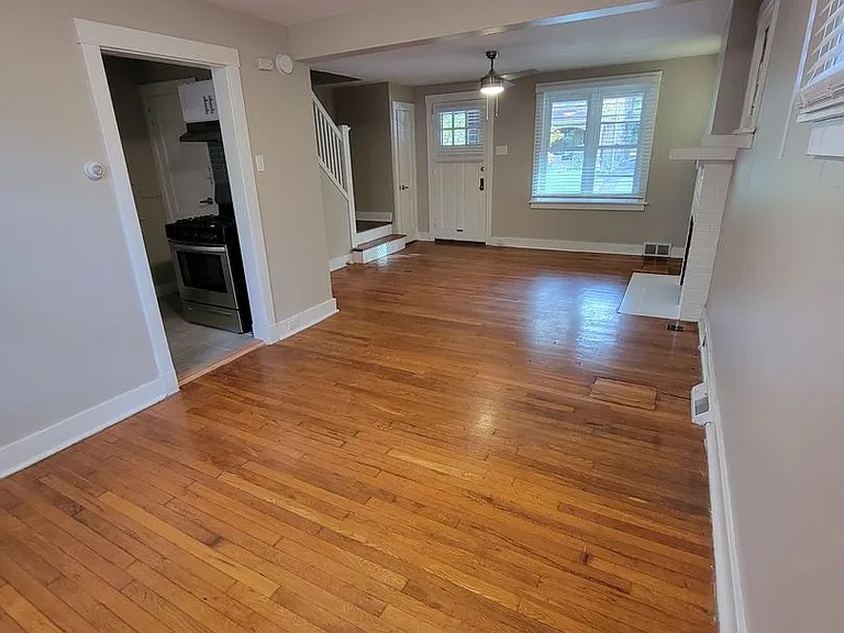 760-782 Shady Dr E — Photo 10