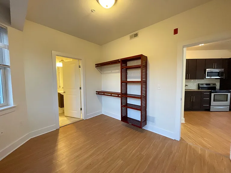 3842 Lancaster Ave. — Photo 7