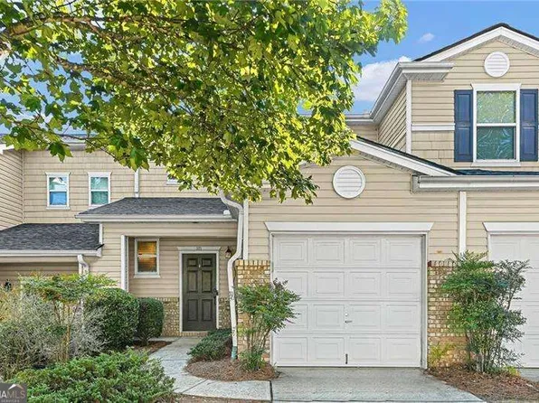 302 Oak Leaf Pl, Acworth, GA 30102