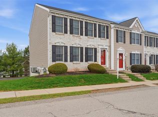 38 Castleview Dr, Mc Kees Rocks, PA 15136