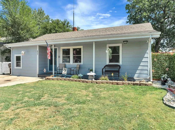 822 S Beverly Dr, Wichita, KS 67218
