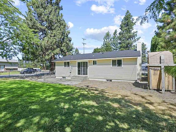 4th image of 6306 E 10th Ave