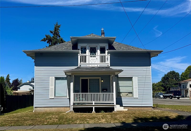 3rd image of 2323 E Street