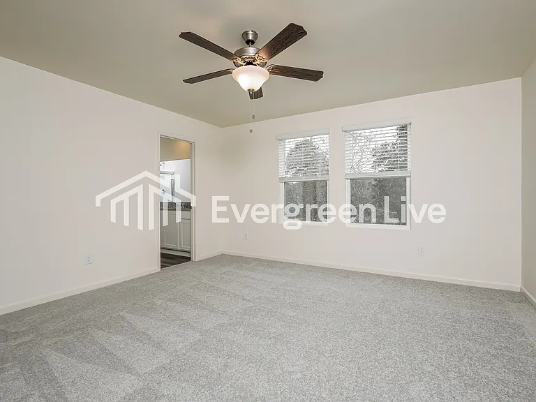 721 Shepard Rock Dr — Photo 9