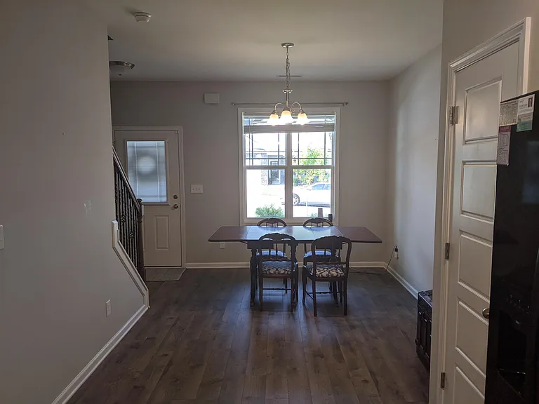 63 Cullen Ct — Photo 6