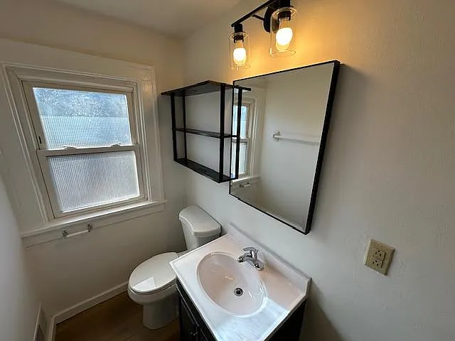 821 W Rich St #821 — Photo 14