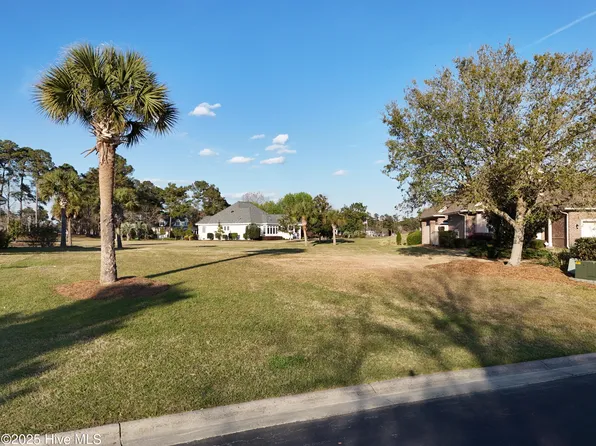 7016 Bloomsbury Court SW, Ocean Isle Beach, NC 28469