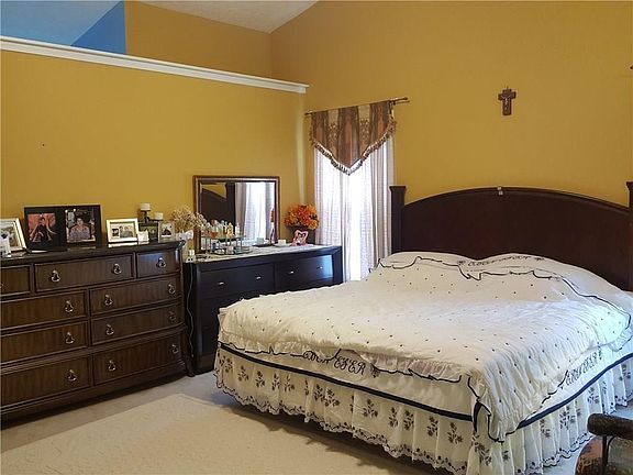 5th image of 3105 Dogwood Creek Pkwy