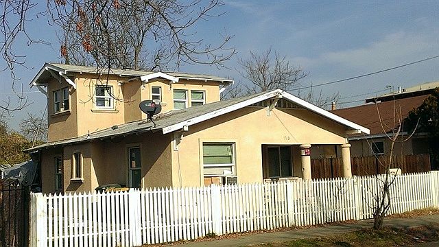 1st image of 713 E Clay St