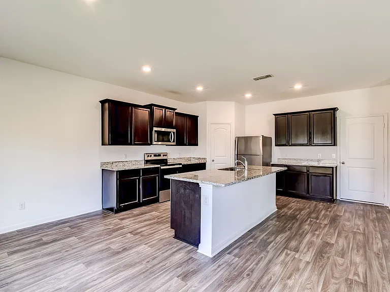 117 Fairfax Ln — Photo 32