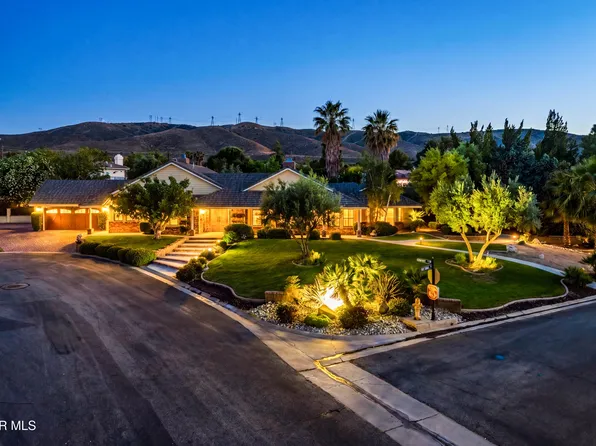 5842 Alleppo Ln, Palmdale, CA 93551