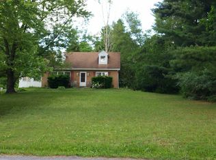 141 Gebhart School Rd, Mohnton, PA 19540