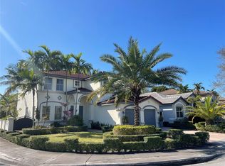 15496 SW 25th Ter, Miami, FL 33185