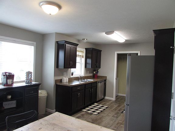 5th image of 18754 Meadowflower Dr