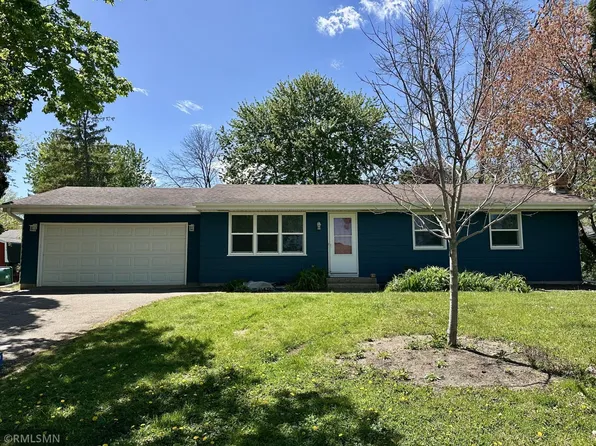 6601 Zealand Ave N, Brooklyn Park, MN 55428
