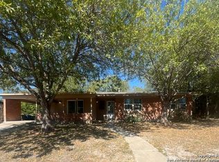 531 Crestview Dr, San Antonio, TX 78201