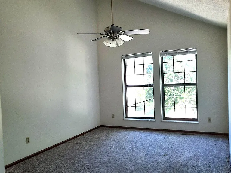 Master with Vaulted Ceiling. Can accommodate a King Size Bed