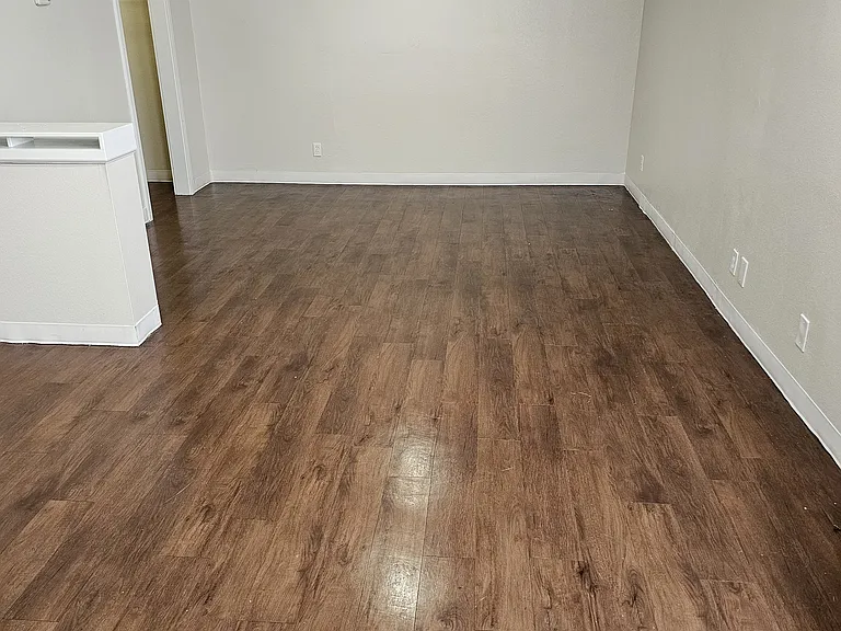 Main Street Residences — Photo 16