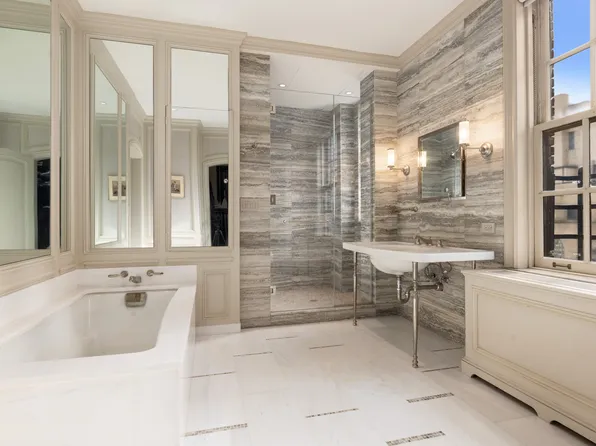 2 East 70th Street image 9 of 15