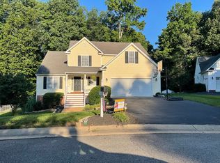 4024 Mill Manor Dr, Midlothian, VA 23112