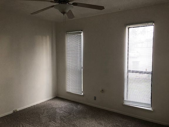 5th image of 2713 Greenfield Dr