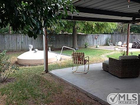 3rd image of 744 Quinette Dr