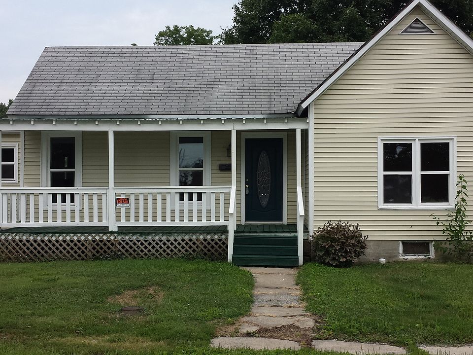 1st image of 311 N McKinley St