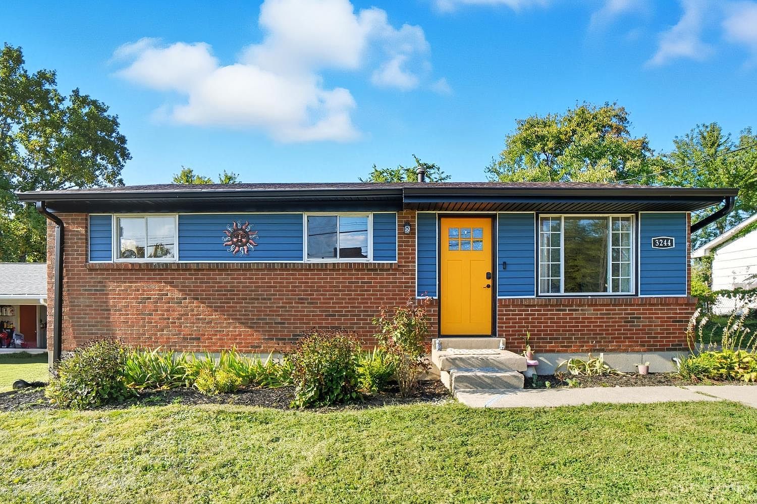 3244 Springdale Rd, Cincinnati, OH 45251 | MLS #1854242 | Zillow