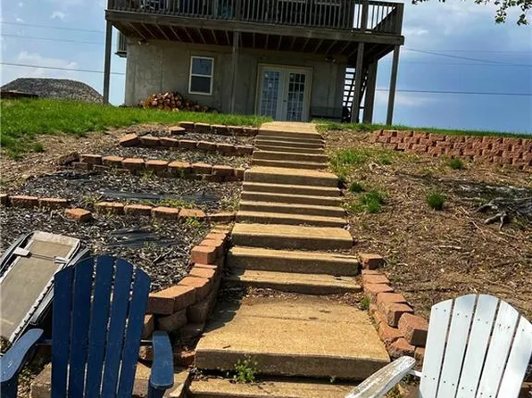 138 Ramsey Dr, Craig, MO 64437