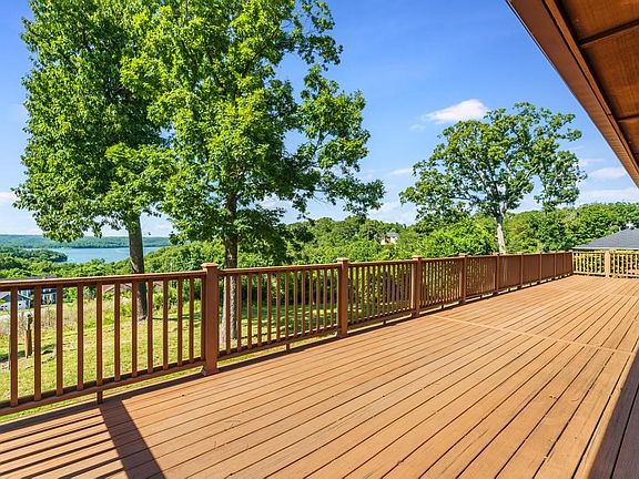 3rd image of 8073 Old White River Rd