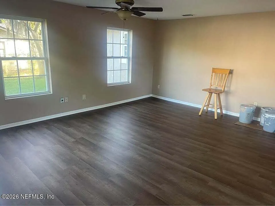 3 bed, 2.0 bath, 1250 sqft, $1,950 — Photo 1