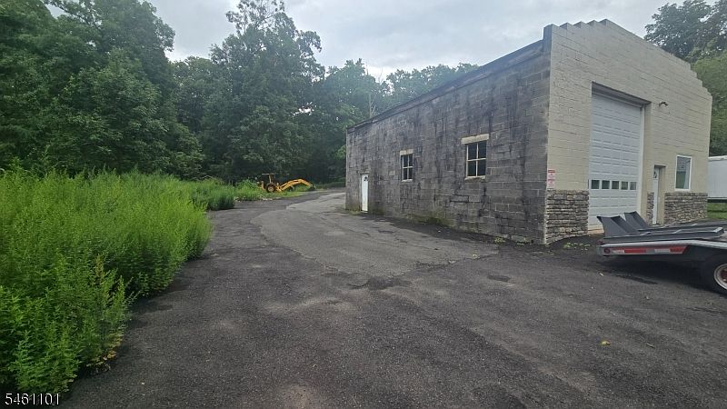 1st image of 267 Zion Road