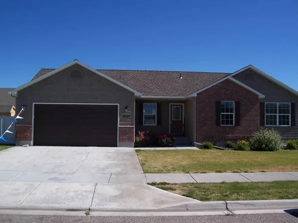 2876 Dorothy St, Idaho Falls, ID 83402