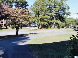 10 Hillsdale Dr, Scottsboro, AL 35769