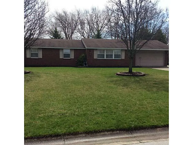 10 Parkdale Dr photo 1