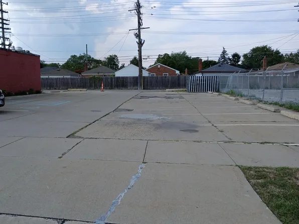 Lots 317 319 Harper Ave, Saint Clair Shores, MI 48082