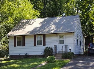 7703 Fisher Dr, Falls Church, VA 22043